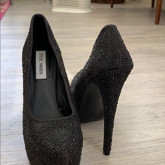 Steve Madden | Deeva Black Crystal Pumps (8.5) - Picture 5 of 6